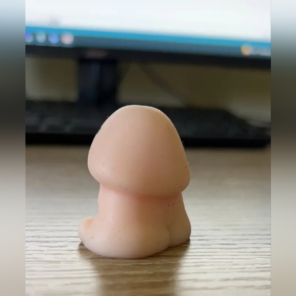 Lil Peter Squishy! - NIP (BUY NOW PRICE) - Picture 4 of 14